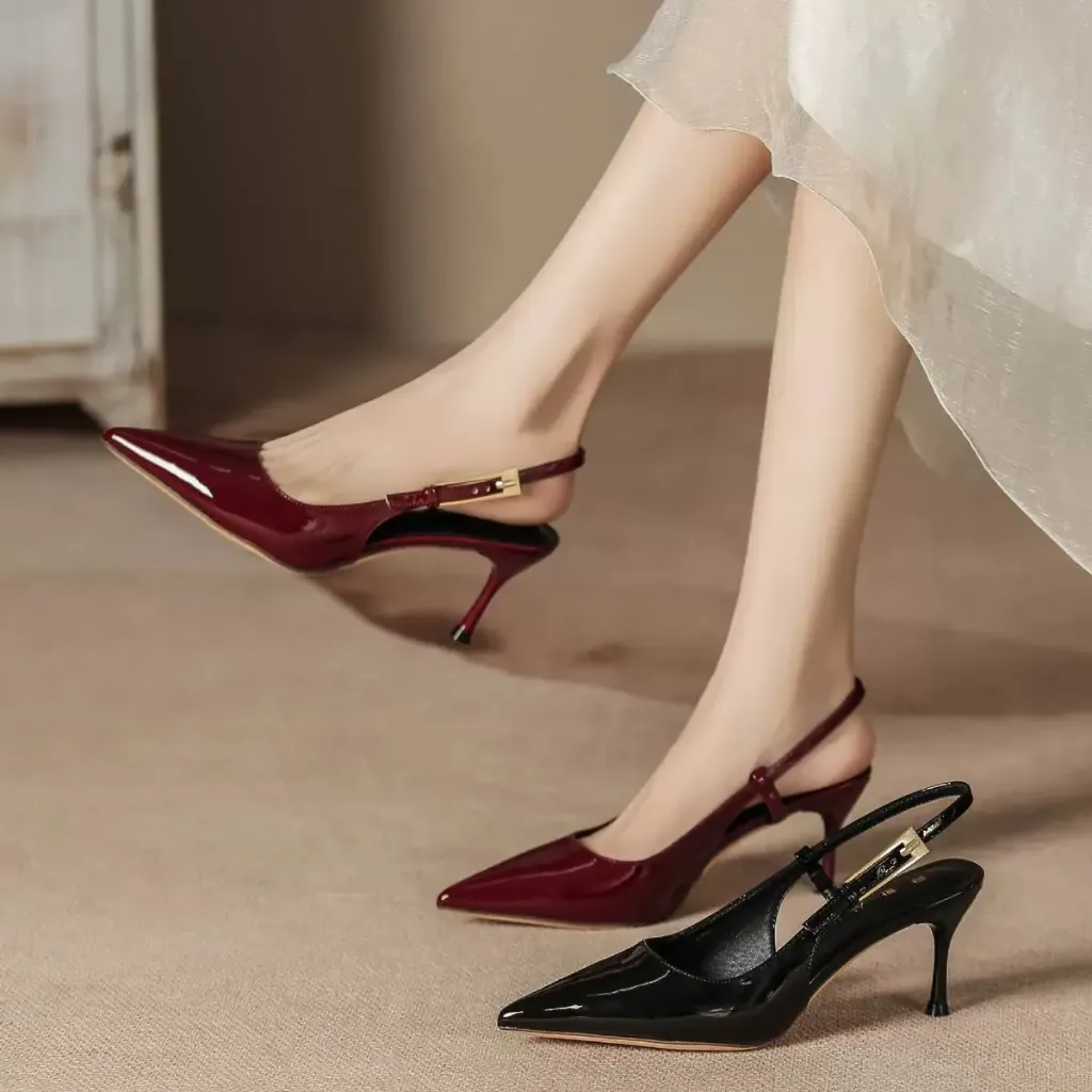 Heel (Black, 39)