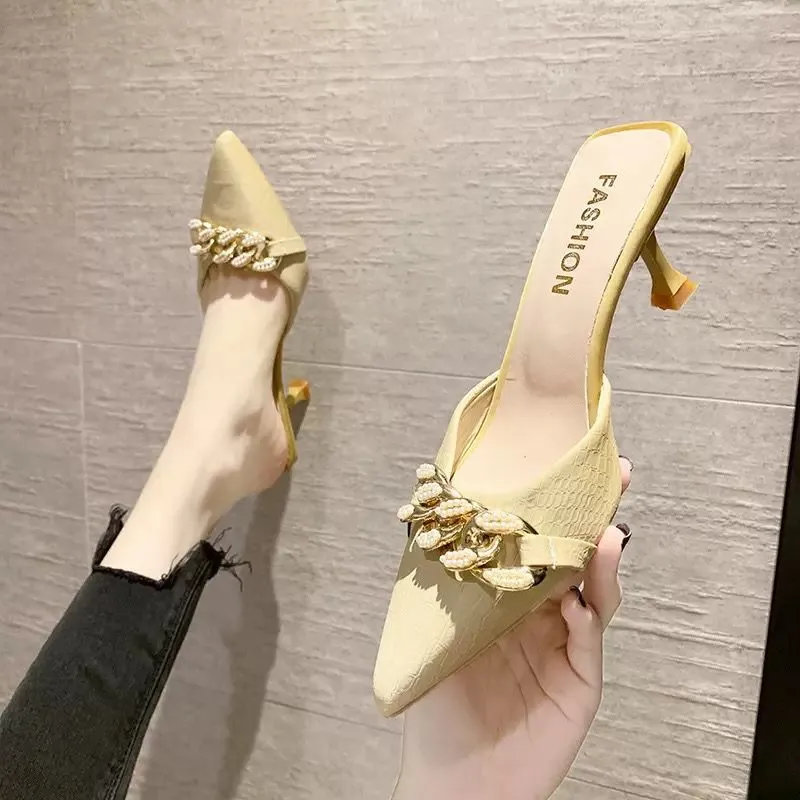Half Shoe (Heel) (Black, 39)